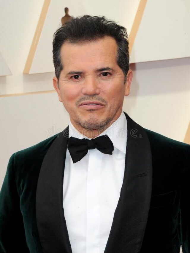 John Leguizamo Slams James Franco S New Role As Fidel Castro