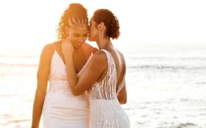 Meet Candace Parker's Wife Anna Petrakova As She is Pregnant with First