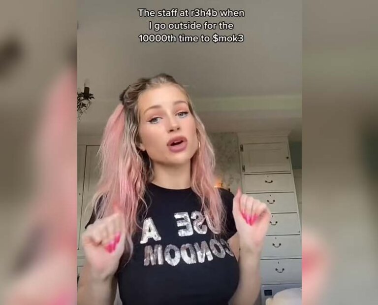 Who Is Lottie Moss? Onlyfans Model Checks Into REHAB After Nude Live Stream - TheRecentTimes