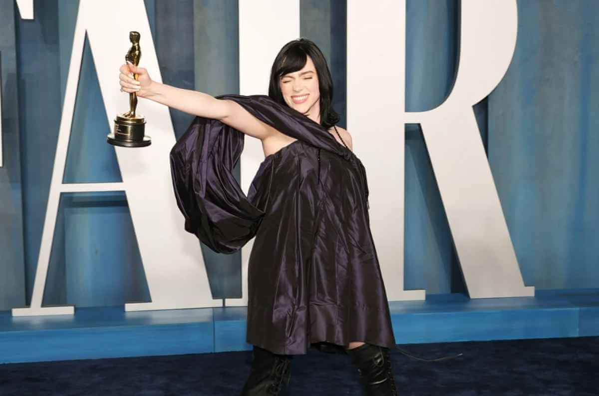 Billie Eilish Reply To Hate TikTok Viral Video About Her Oscars Outfit