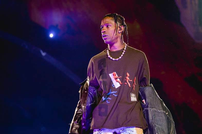a-woman-sues-travis-scott-over-wrongful-death-after-she-suffered-a-miscarriage-at-astroworlds-crowd-crush-therecenttimes