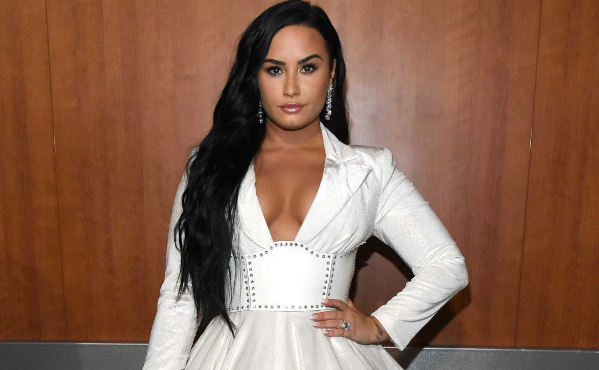 Demi Lovato is quietly dating a fellow musician