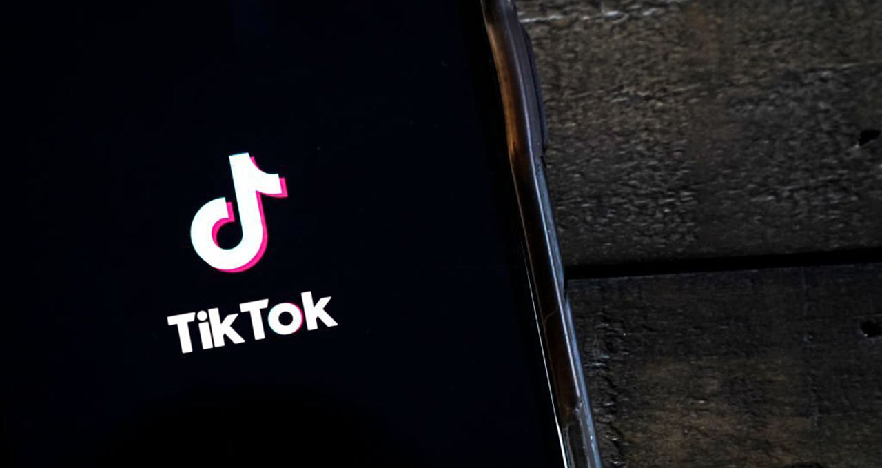 TikToker warns about virtual kidnapping scam using fake caller ID and photos