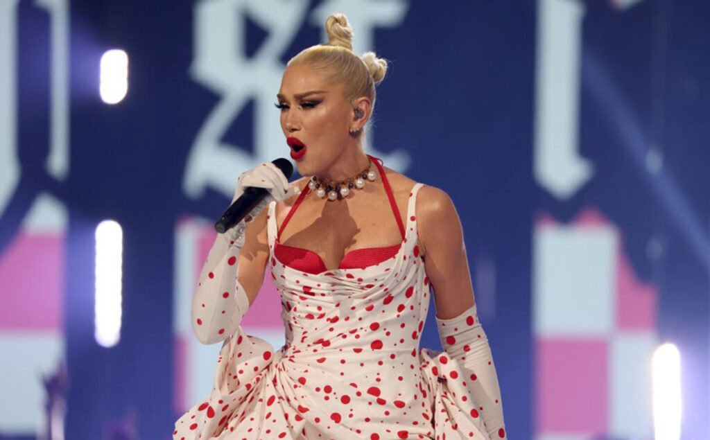 Gwen Stefani's CMT Awards performance receives mixed reviews from fans