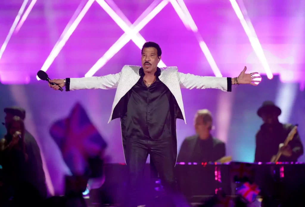 lionel-richie-s-coronation-performance-disappoints-fans-with-awful-renditions-of-hit-songs