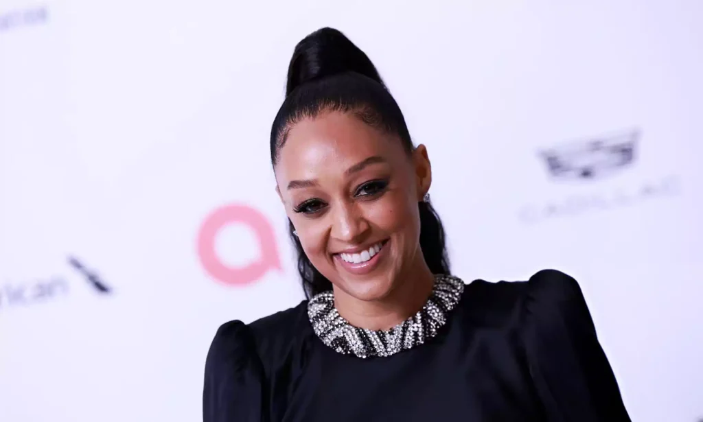 Tia Mowry